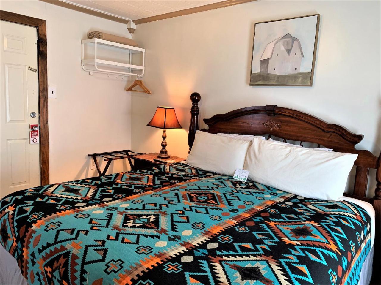 Hotel Kitsmiller On Main Fredericksburg Luaran gambar